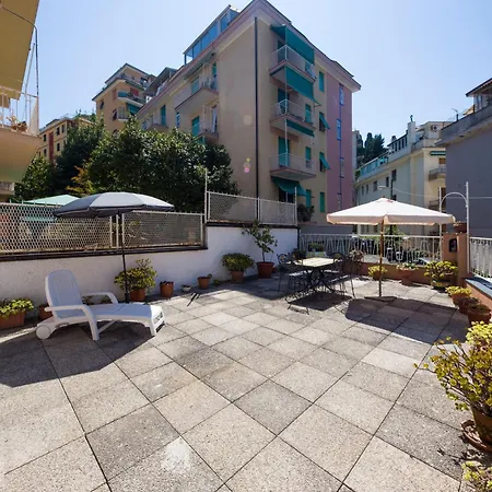 Casaviva - Comfy Trilo With Terrace In דירה