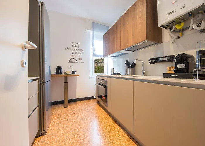 Casaviva - Comfy Trilo With Terrace In 아파트 *